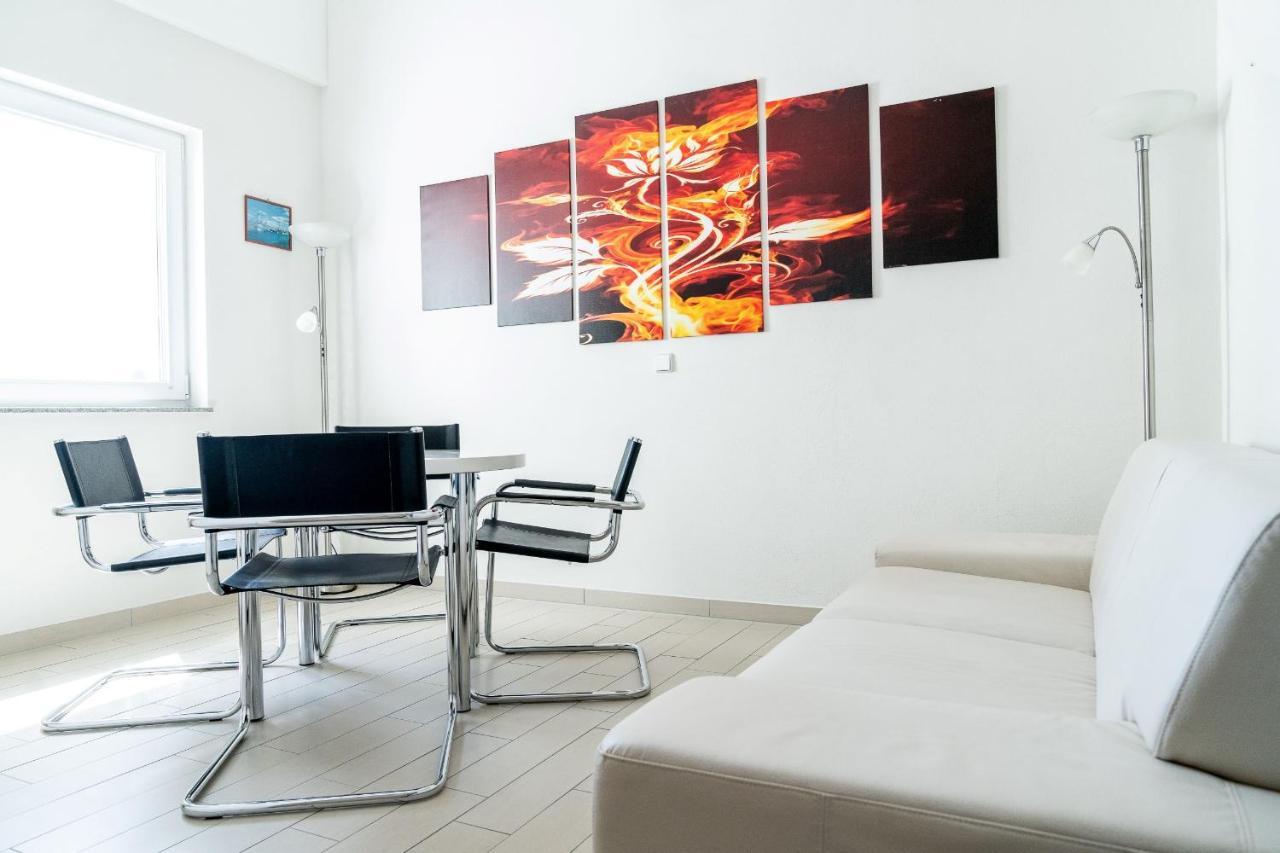 Land-Gut-Hotel Am Ring Meuspath エクステリア 写真